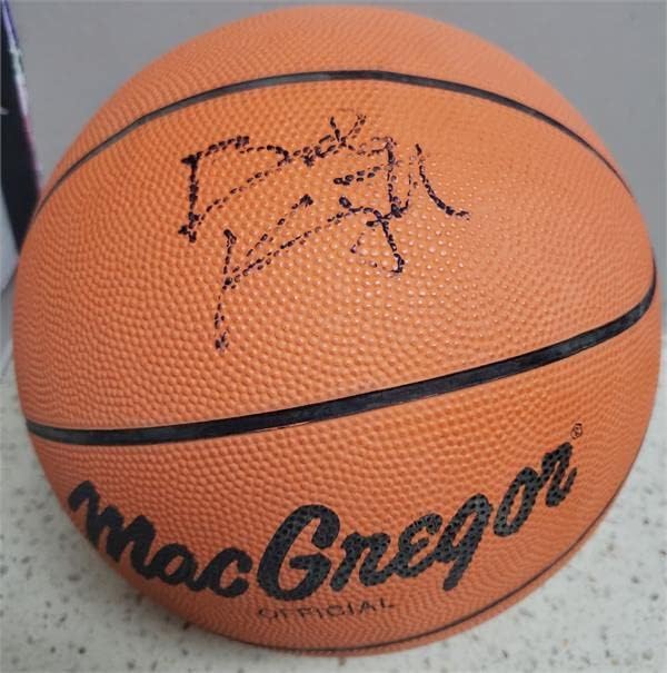 Баскетболна топка с автограф на Боби Найт (на легендата на Индиана Хузиерс), гумена топка Макгрегора - Баскетболни