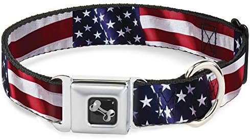 Нашийник за кучета с катарама за колан на автомобила - Ярък американски флаг в БЛИЗЪК план - Ширина 1.5 инча